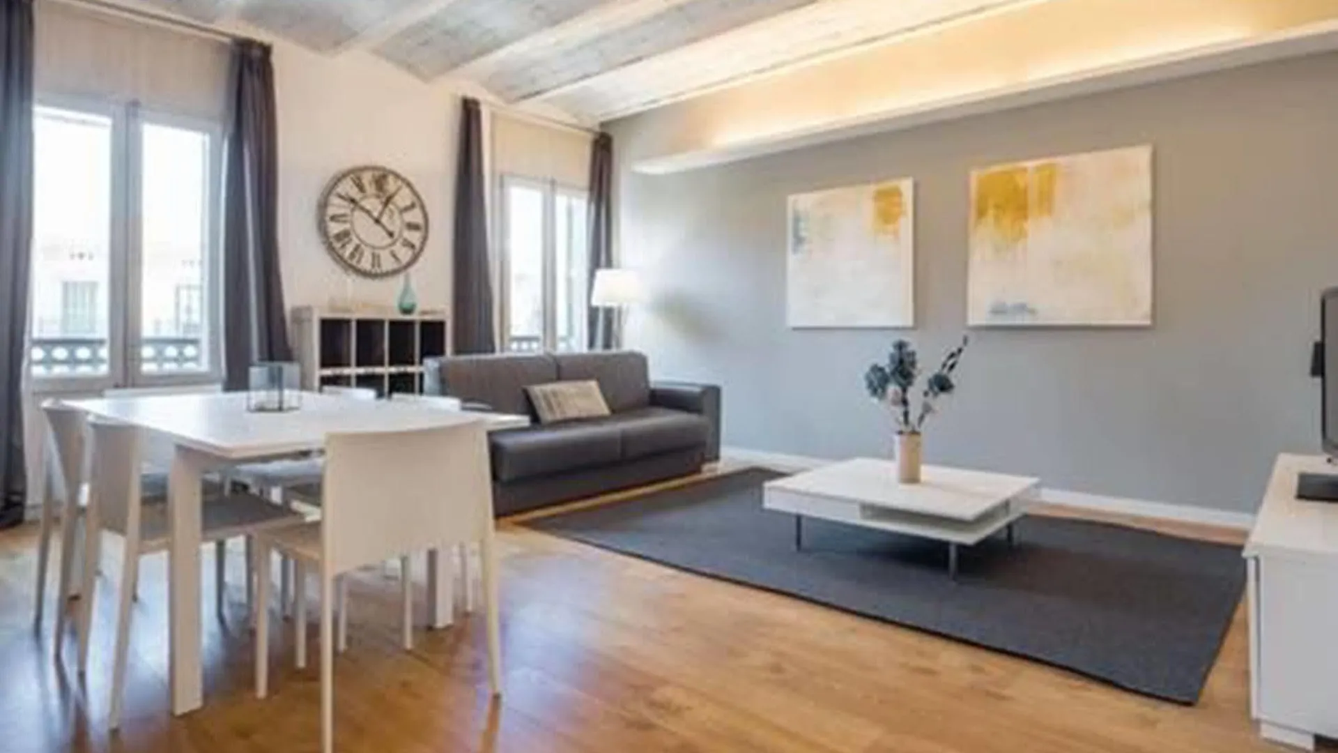Rent Top Apartments Near Plaza De Catalunya Barcelona 0*,
